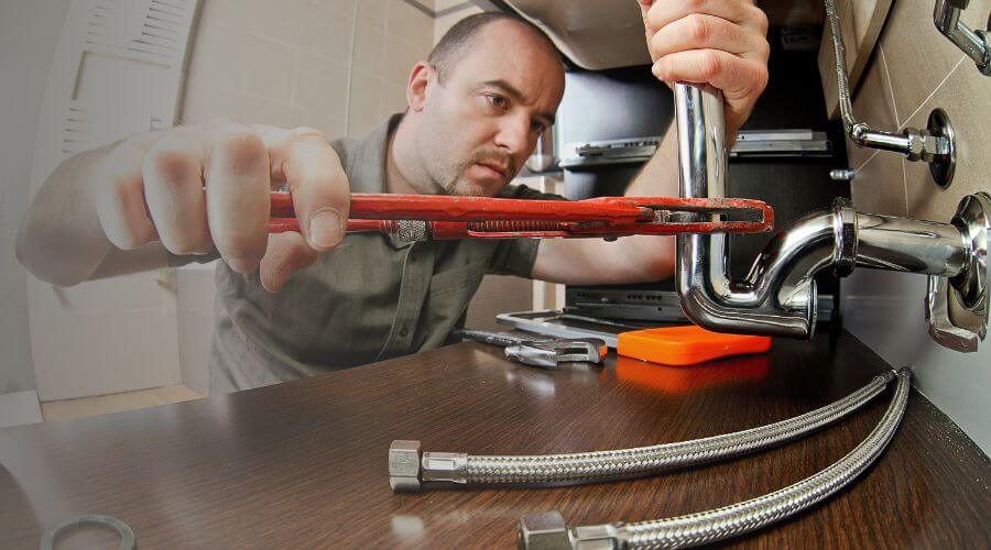 Professional expert plumbing services in Poneto, IN